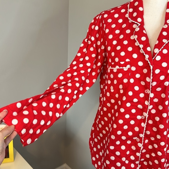 Victoria’s Secret Button Pajama Top Polka Dots Christmas Valentines Day - Picture 3 of 6